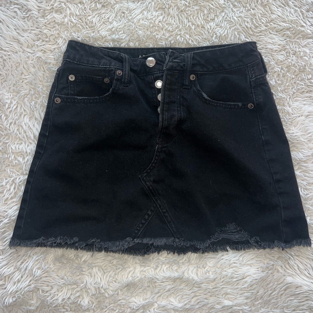 American Eagle Black Denim Skirt - Picture 2 of 8